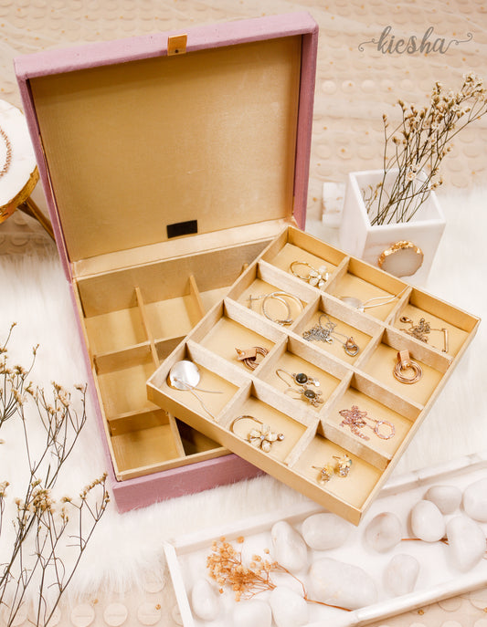 Earring Box